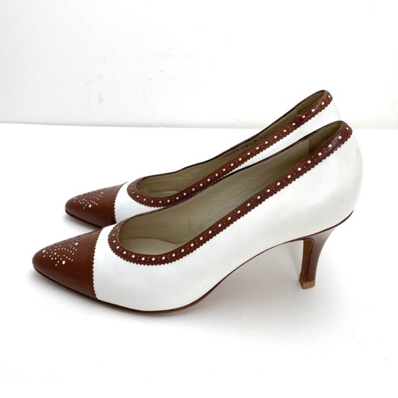 BALLY Diandra Cap toe Leather Pumps in White with Brown - Picture 6 of 9